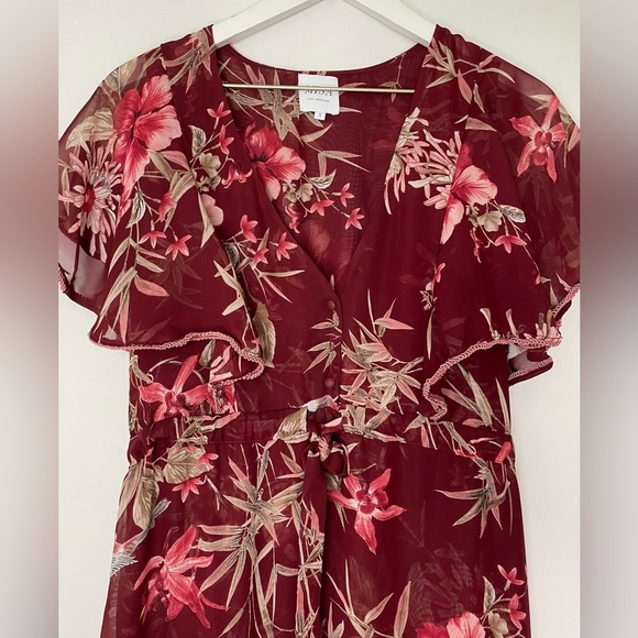 Misa Los Angeles Veronique Floral Short-sleeve Midi Dress Red Floral Size - Picture 3 of 11